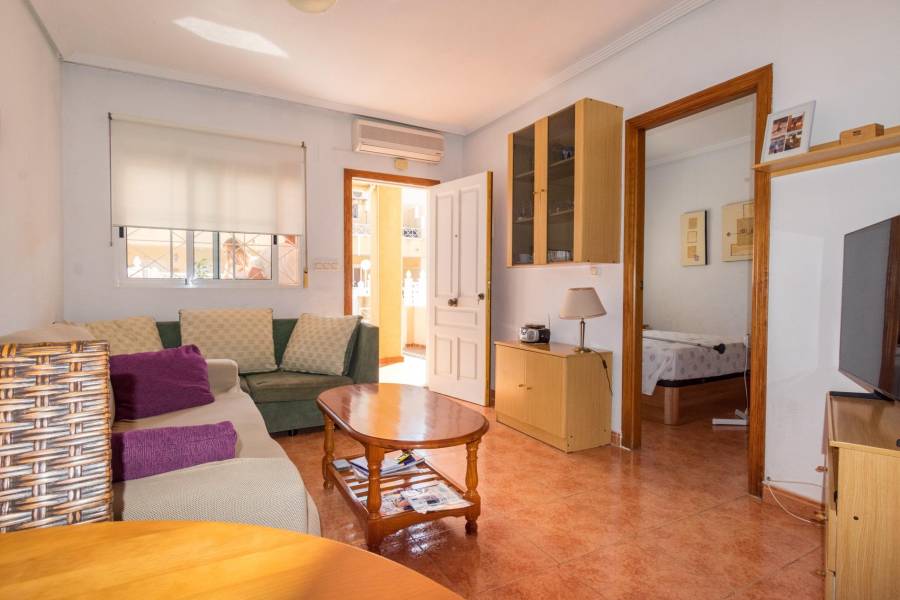 Vente - Bungalow Étage Bas - Torretas - Torrevieja