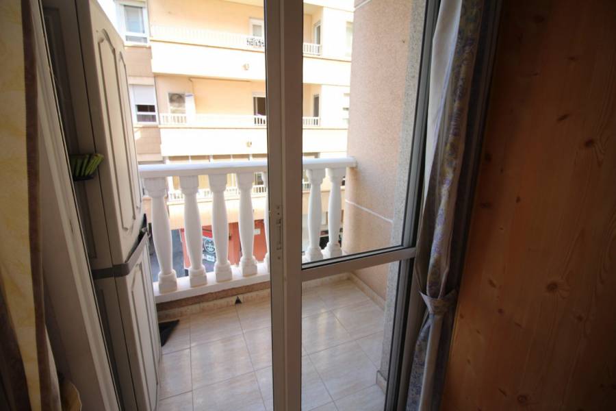Sale - Flat - Centro - Torrevieja