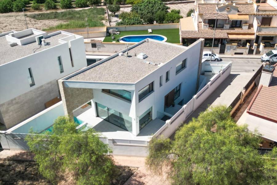 Vente - Maison individuelle - JUNTO CAMPO DE FUTBOL - Callosa de Segura