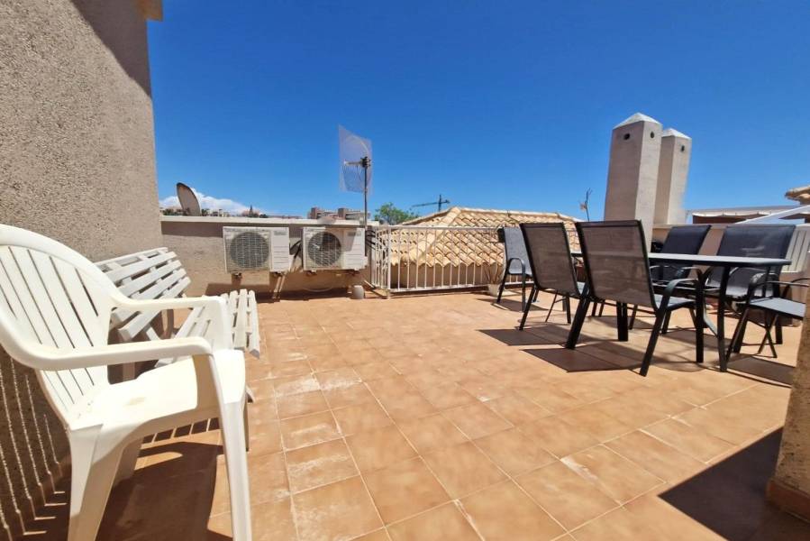 Venta - Bungalow Planta Alta - Aguas nuevas 1 - Torrevieja