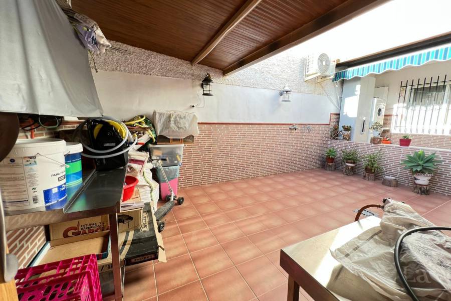 Venta o Alquiler - Dúplex - ZONA CENTRICA - CORVERA