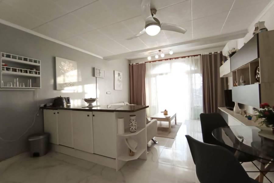 Sale - Bungalow - La Siesta - El Salado - Torreta - Torrevieja