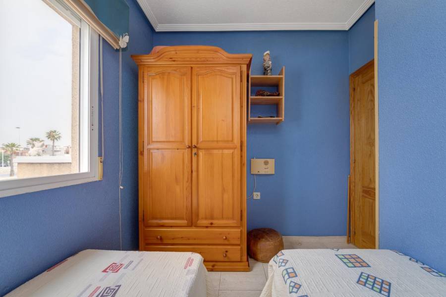 Vente - Bungalow Étage Haut - Aguas nuevas 2 - Torrevieja