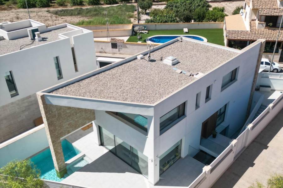 Maison individuelle - Vente - JUNTO CAMPO DE FUTBOL - Callosa de Segura