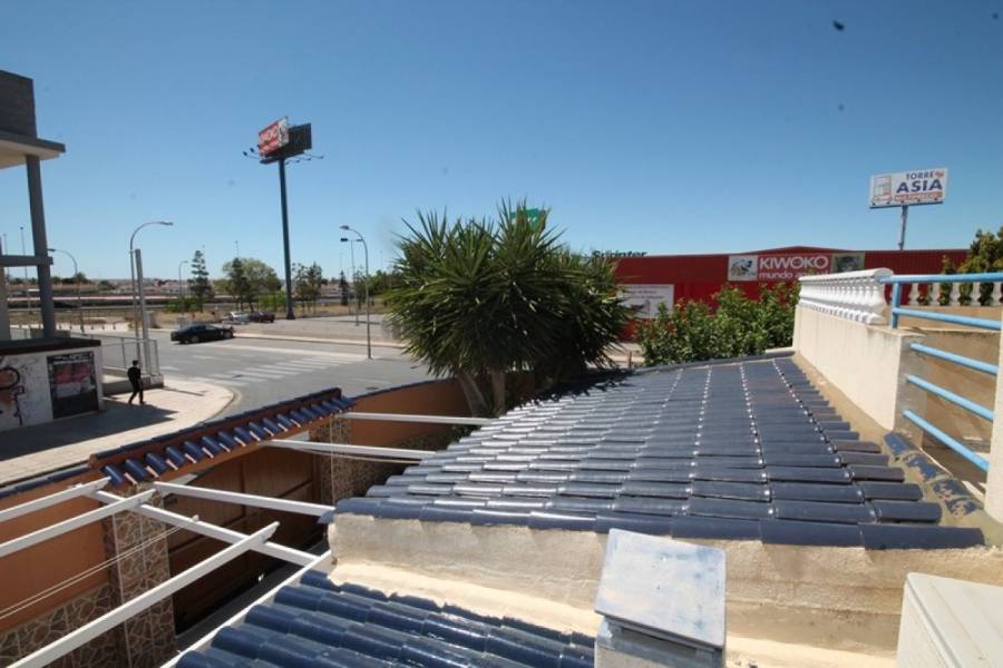 Venta - Chalet - Carrefour - Torrevieja