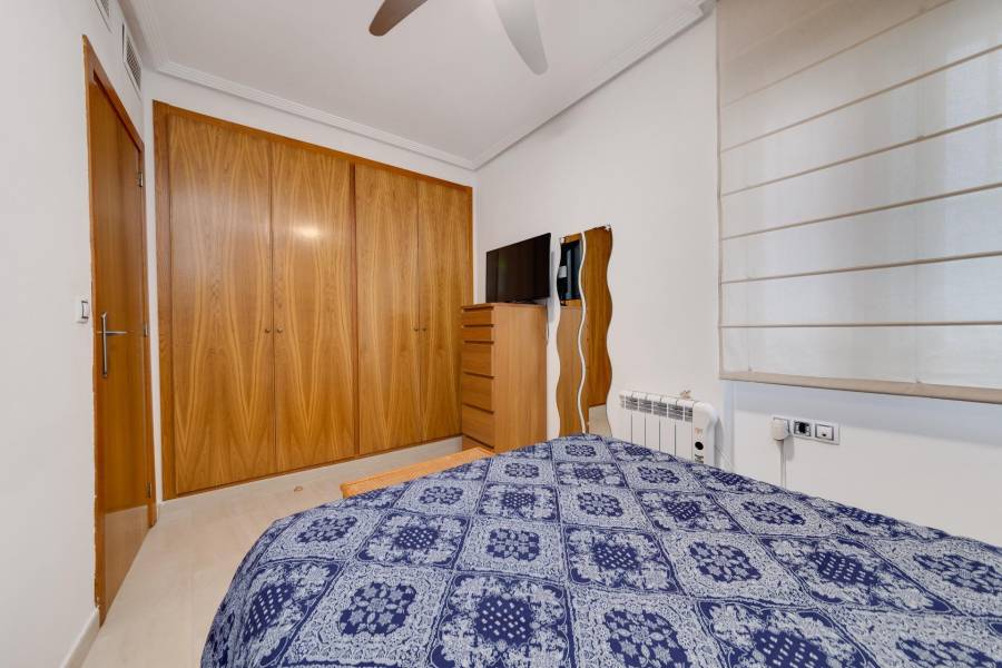 Sale - Apartment - Centro - Torrevieja