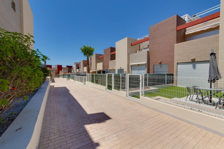 Vente - Bungalow Étage Bas - Sector 25 - Torrevieja