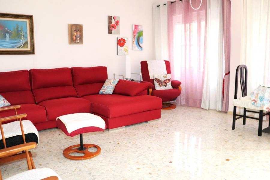 Sale - Ground floor apartment - Playa del cura - Torrevieja