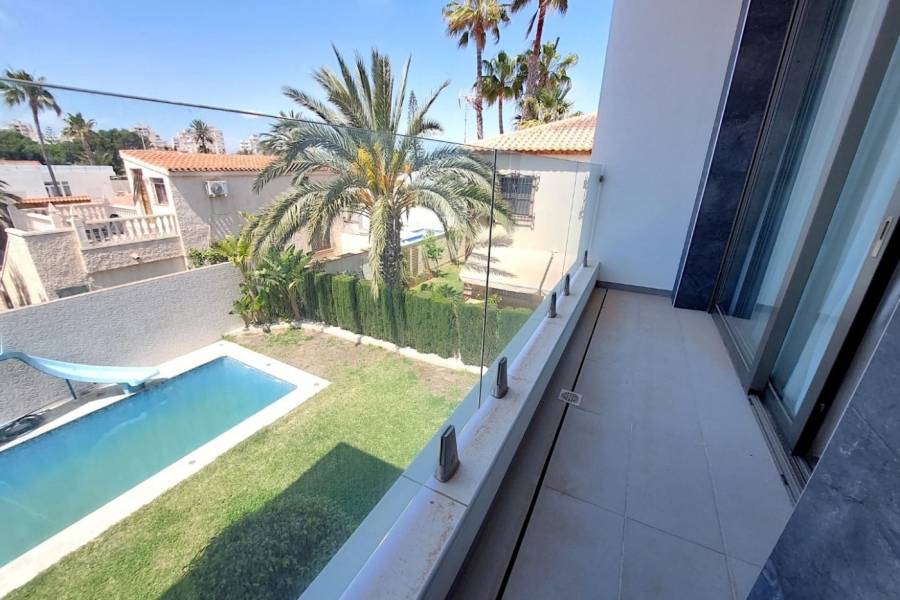 Sale - Luxury Villa - Los Angeles - Torrevieja