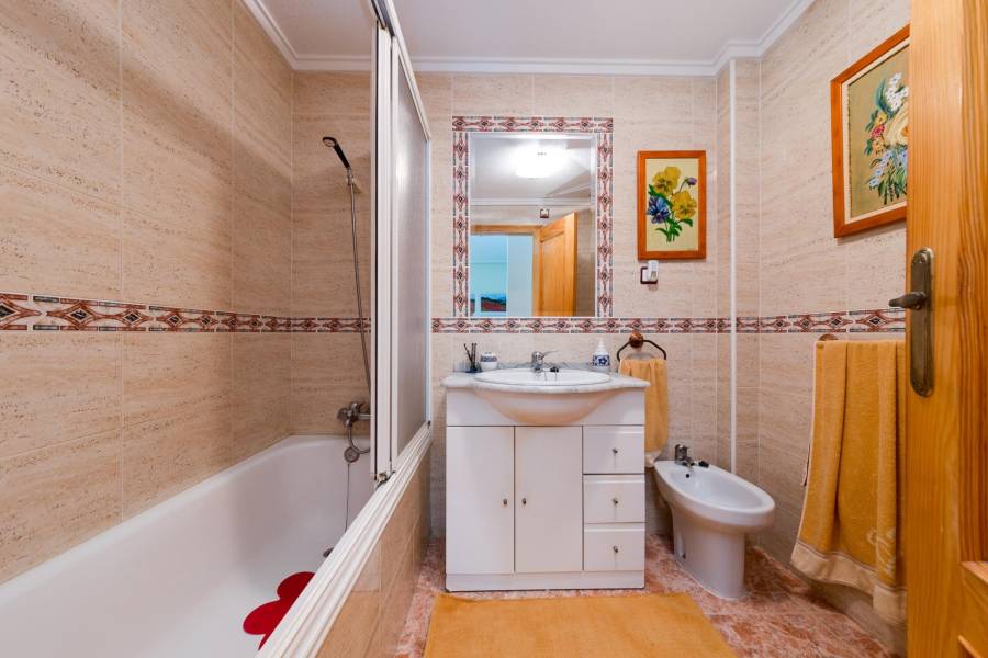 Vente - Maison mitoyenne - Aguas nuevas 2 - Torrevieja