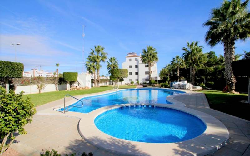 Apartamento - Sale - Villamartin - Orihuela Costa