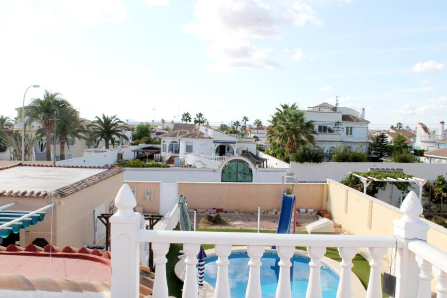 Sale - Villa - San luis - Torrevieja