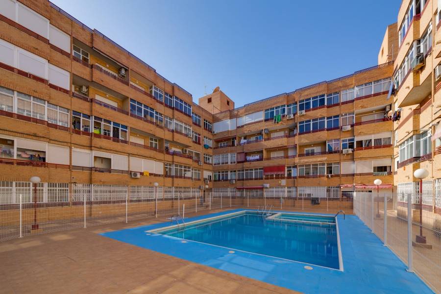 Sale - Apartment - Centro - Torrevieja