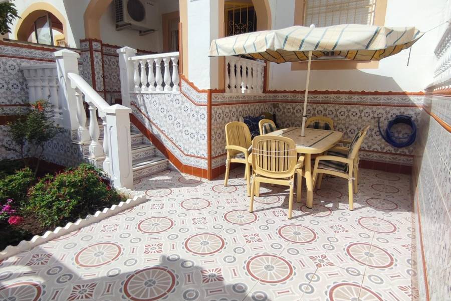 Sale - Bungalow Ground Floor - Torretas - Torrevieja