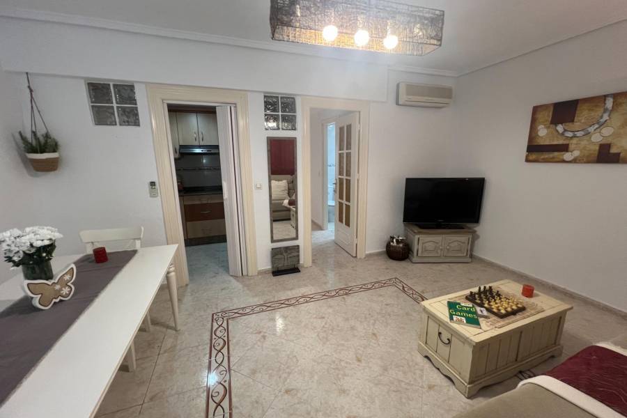 Vente - Bungalow Étage Bas - Nueva Torrevieja - Torrevieja