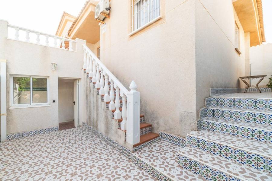 Sale - Terraced house - Los altos - Torrevieja