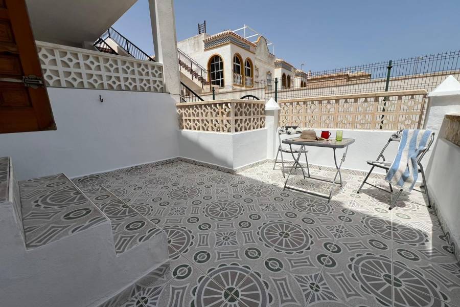 Sale - Bungalow Étage Bas - Torreblanca - Torrevieja