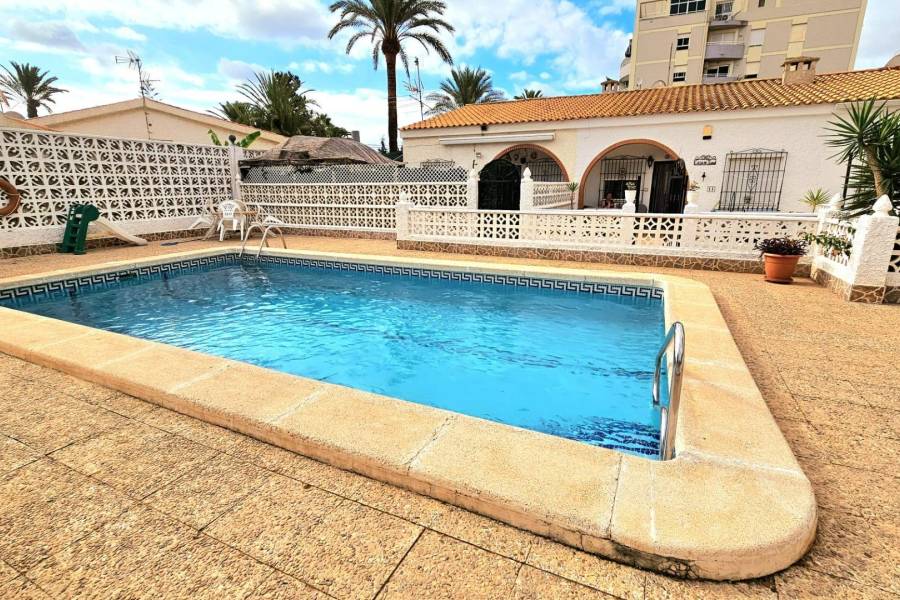 Sale - Terraced house - Parque las naciones - Torrevieja