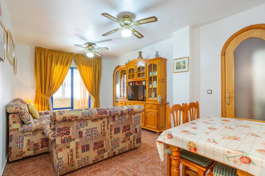 Apartment - Sale - Estacion de autobuses - Torrevieja