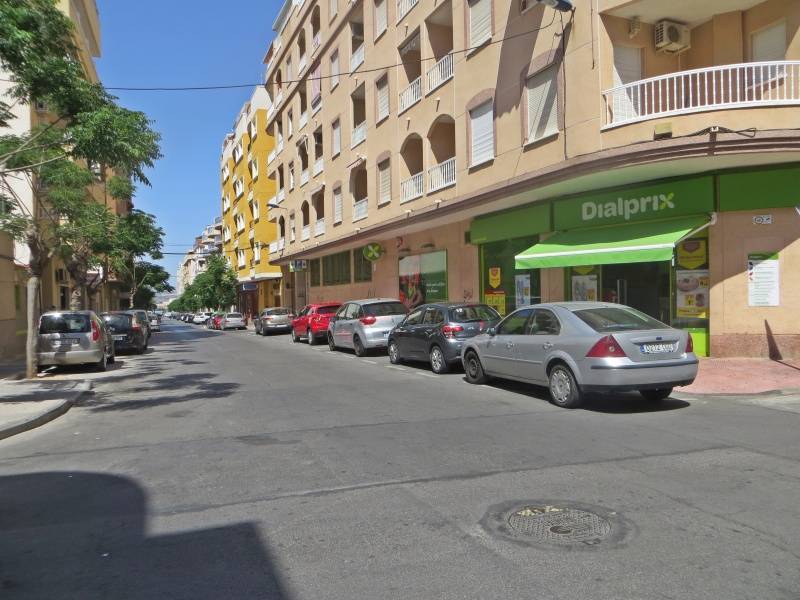 Sale - Business Premise - Centro - Torrevieja