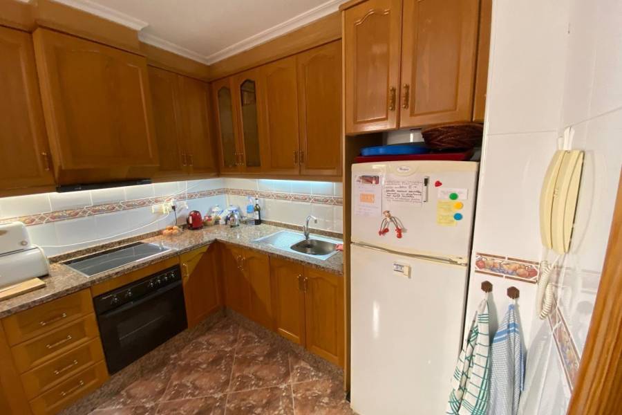 Sale - Flat - Centro - Torrevieja