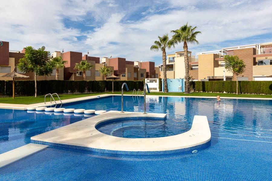 Vente - Bungalow Étage Bas - Sector 25 - Torrevieja