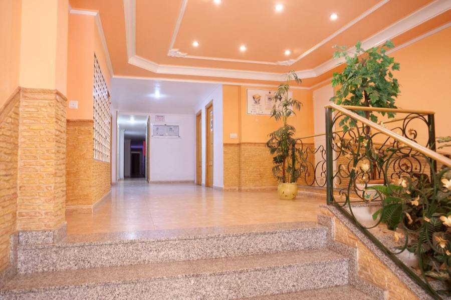 Venta - Apartamento - Playa de los locos - Torrevieja