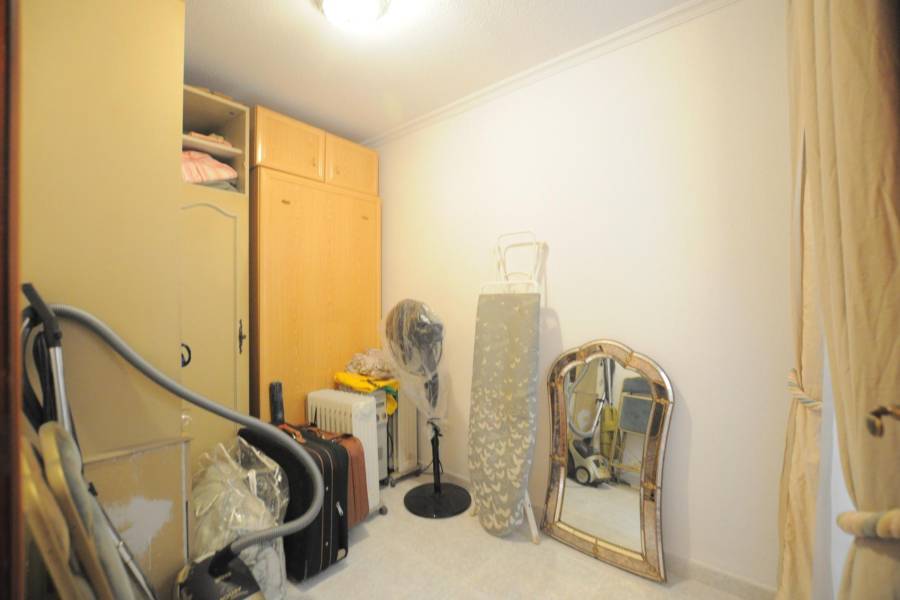 Sale - Flat - Centro - Torrevieja