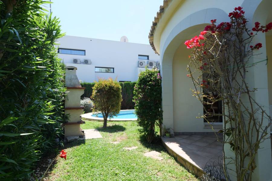 Venta - Chalet - Oliva nova - Oliva