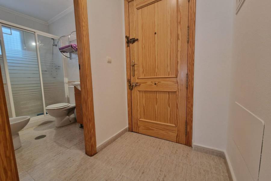 Sale - Apartment - Centro - Torrevieja