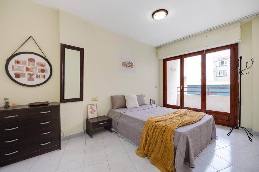 Venta - Apartamento - Estacion de autobuses - Torrevieja