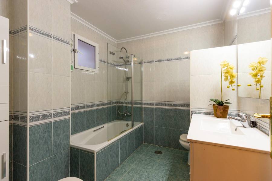 Sale - Flat - Zona Centro - Orihuela