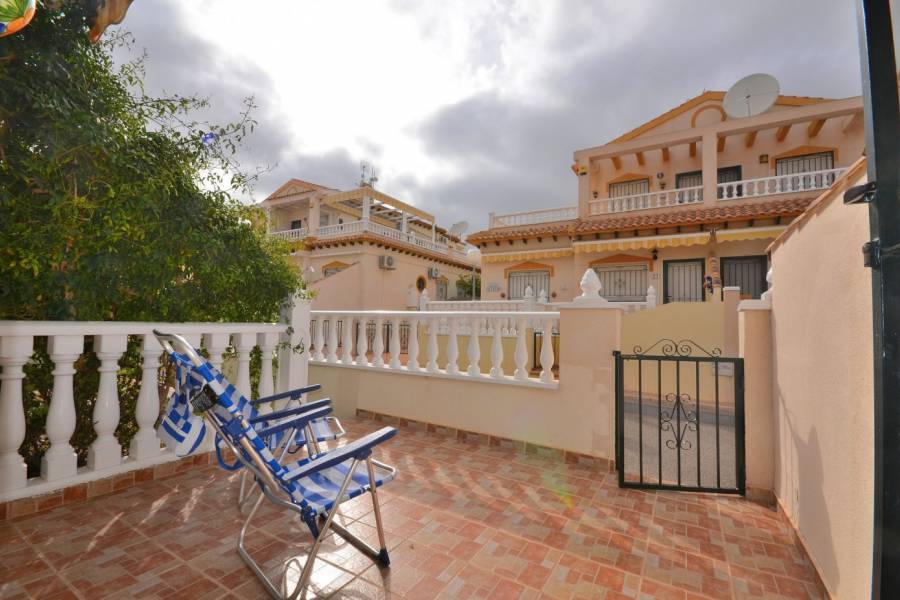 Venta - Adosado - Los Altos - Orihuela Costa