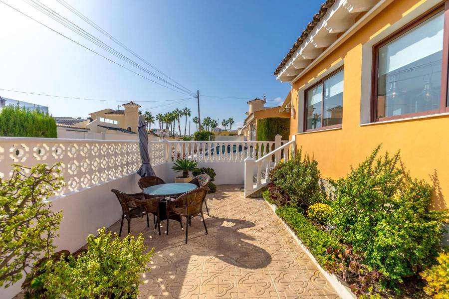 Sale - Single family house - Punta Prima - Orihuela Costa