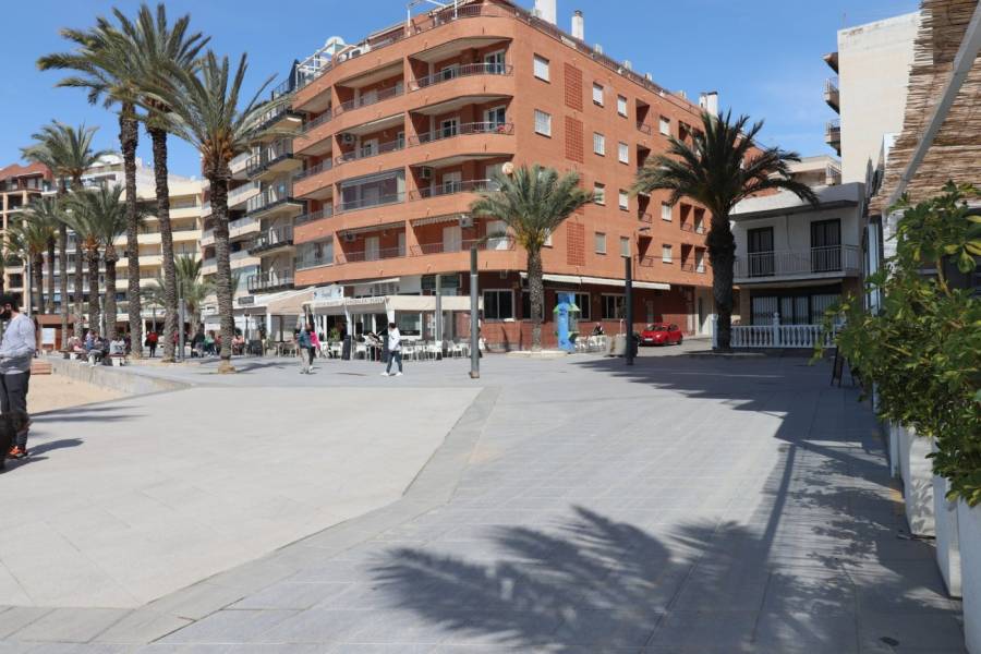 Sale - Business Premise - Playa del cura - Torrevieja