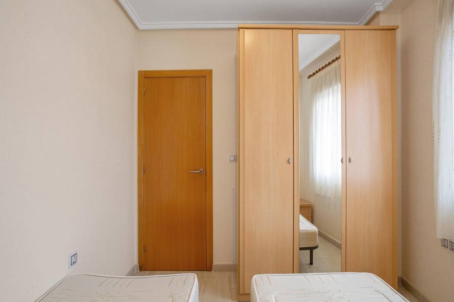 Sale - Flat - Centro - Torrevieja