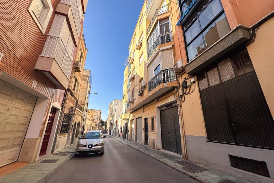 Vente - Appartement de ville - Plaza de toros - Almeria