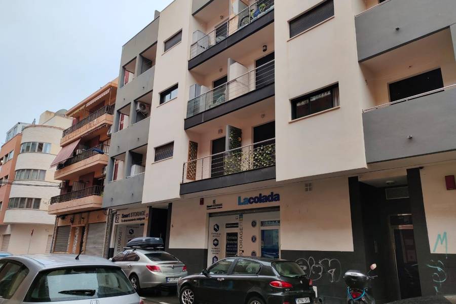 Sale - Apartment - Playa de los locos - Torrevieja