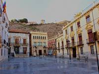 https://fotos15.apinmo.com/383/11517327/0-25.jpg