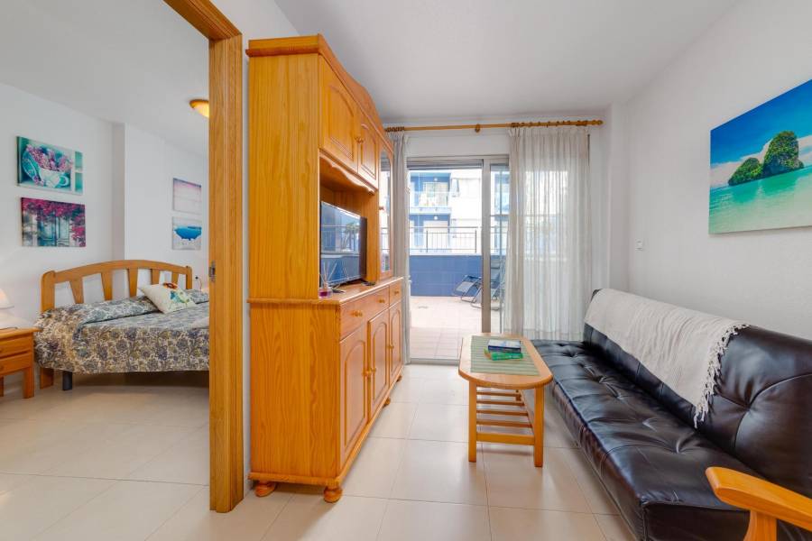 Sale - Apartment - Playa de los locos - Torrevieja