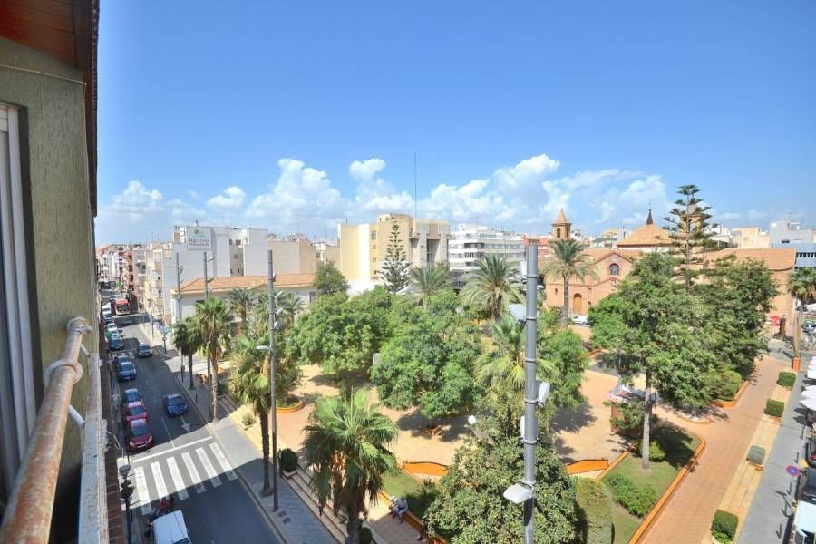 Sale - Apartment - Centro - Torrevieja