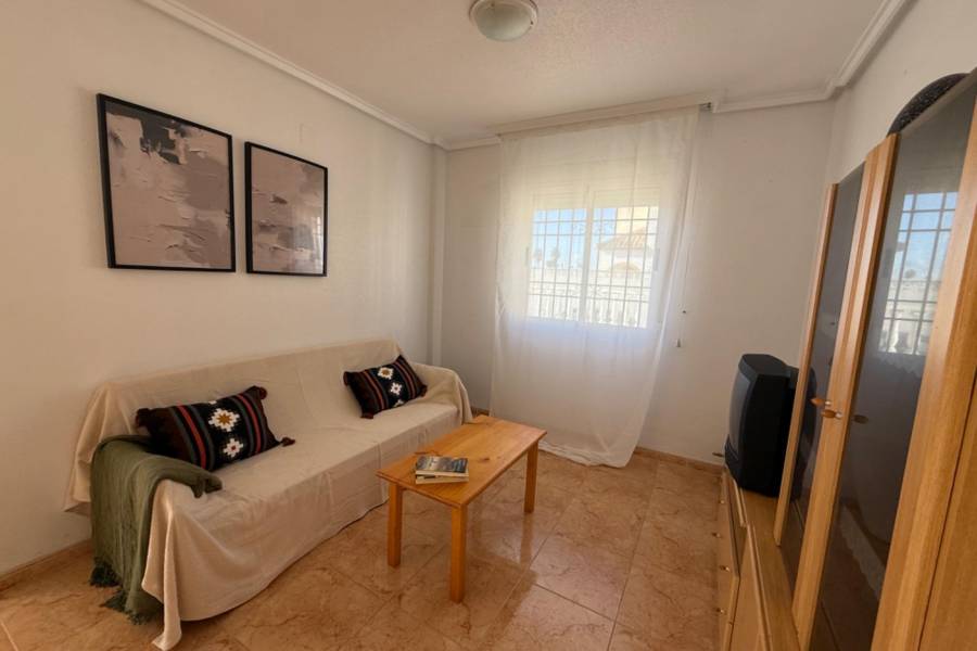 Sale - Terraced house - La Siesta - El Salado - Torreta - Torrevieja