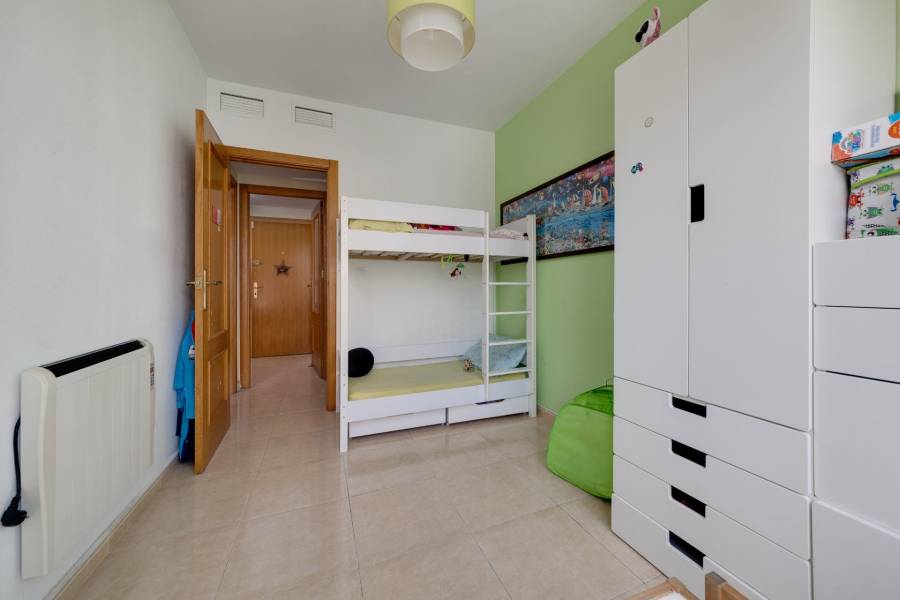 Sale - Apartment - Centro - Torrevieja