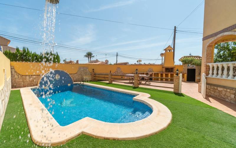 Villa - Vente - La Florida - Orihuela Costa