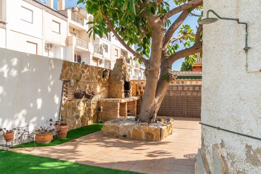 Sale - Single family house - Punta Prima - Orihuela Costa