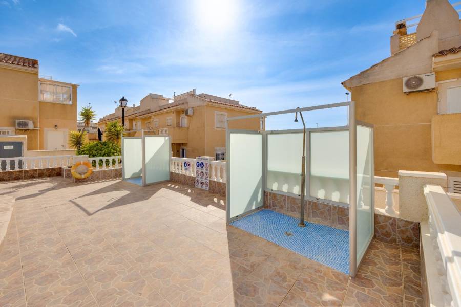 Venta - Bungalow Planta Baja - Aguas nuevas 2 - Torrevieja