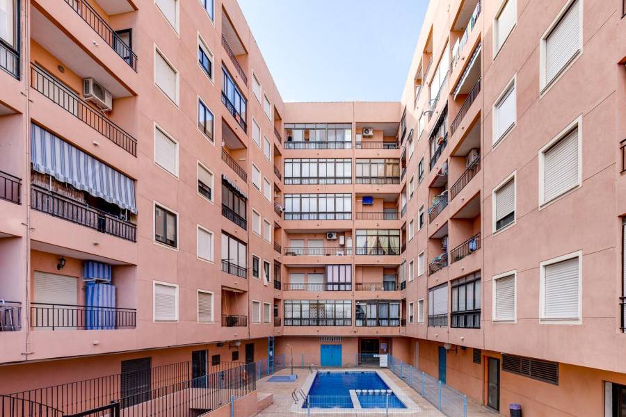 Sale - Apartment - Centro - Torrevieja