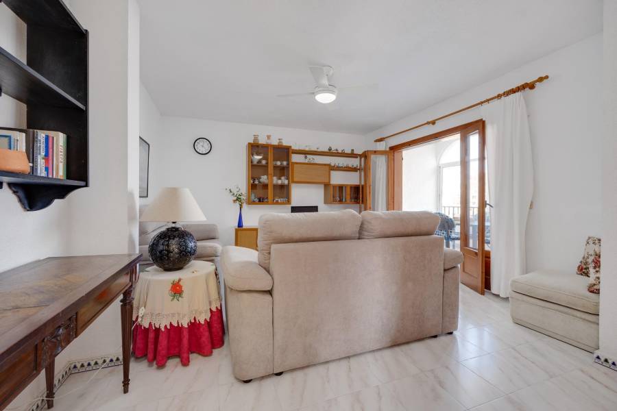 Venta - Apartamento - La Mata - Torrevieja