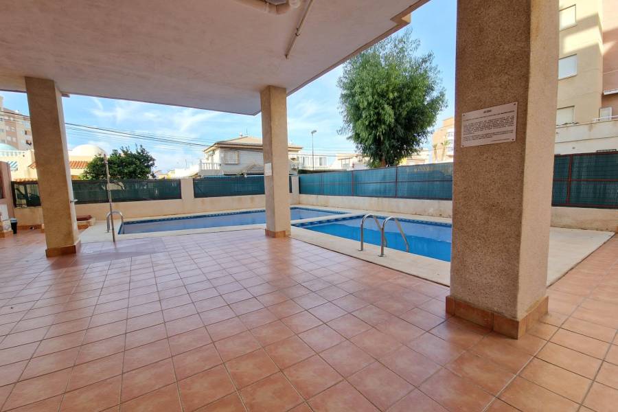 Venta - Apartamento - Nueva Torrevieja - Torrevieja