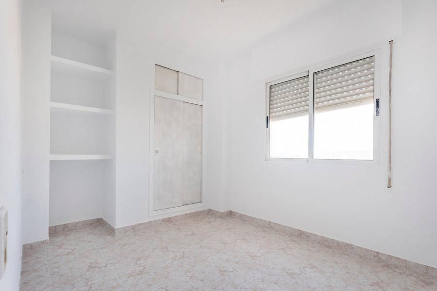 Venta - Apartamento - Estacion de autobuses - Torrevieja